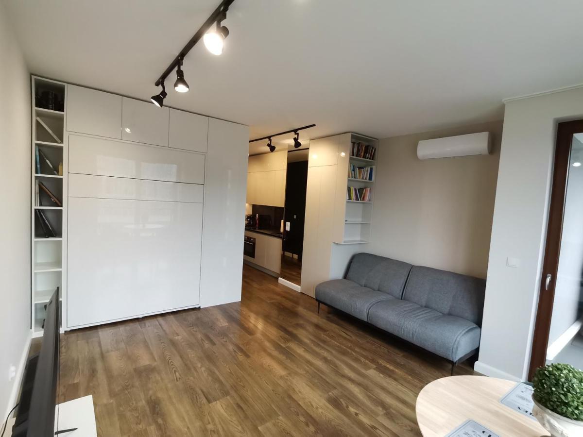 Nowoczesny Apartament Z Widokiem Apartment Varşovia Exterior foto