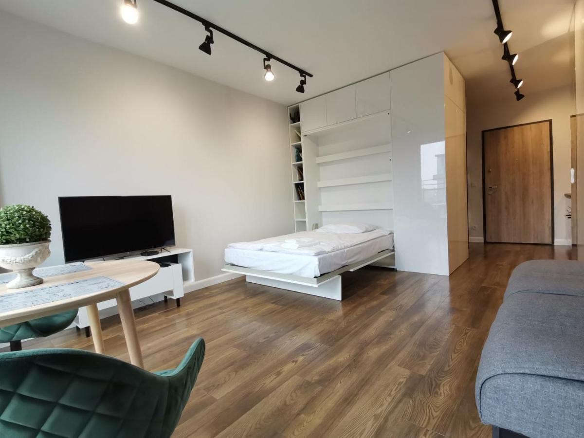 Nowoczesny Apartament Z Widokiem Apartment Varşovia Exterior foto