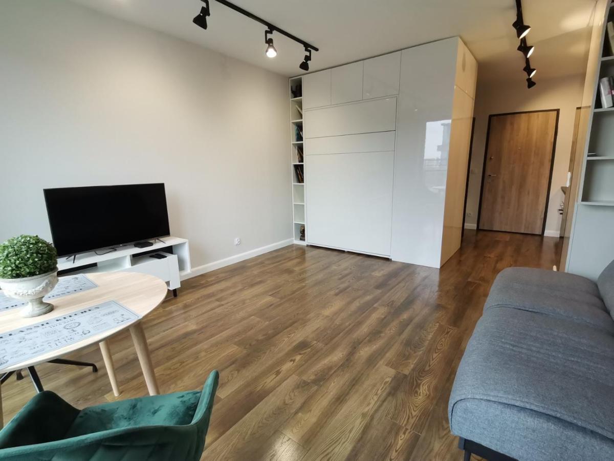 Nowoczesny Apartament Z Widokiem Apartment Varşovia Exterior foto